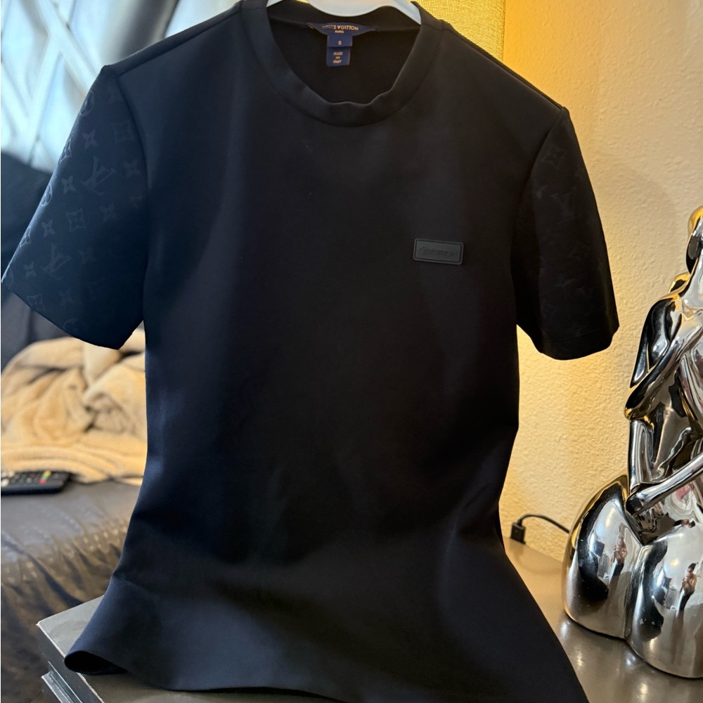 Louis Vuitton Black Short Sleeve Tee